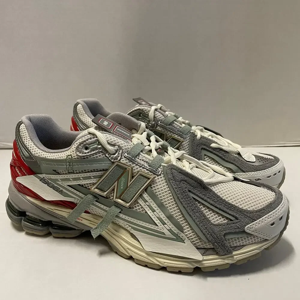 New Balance brand new